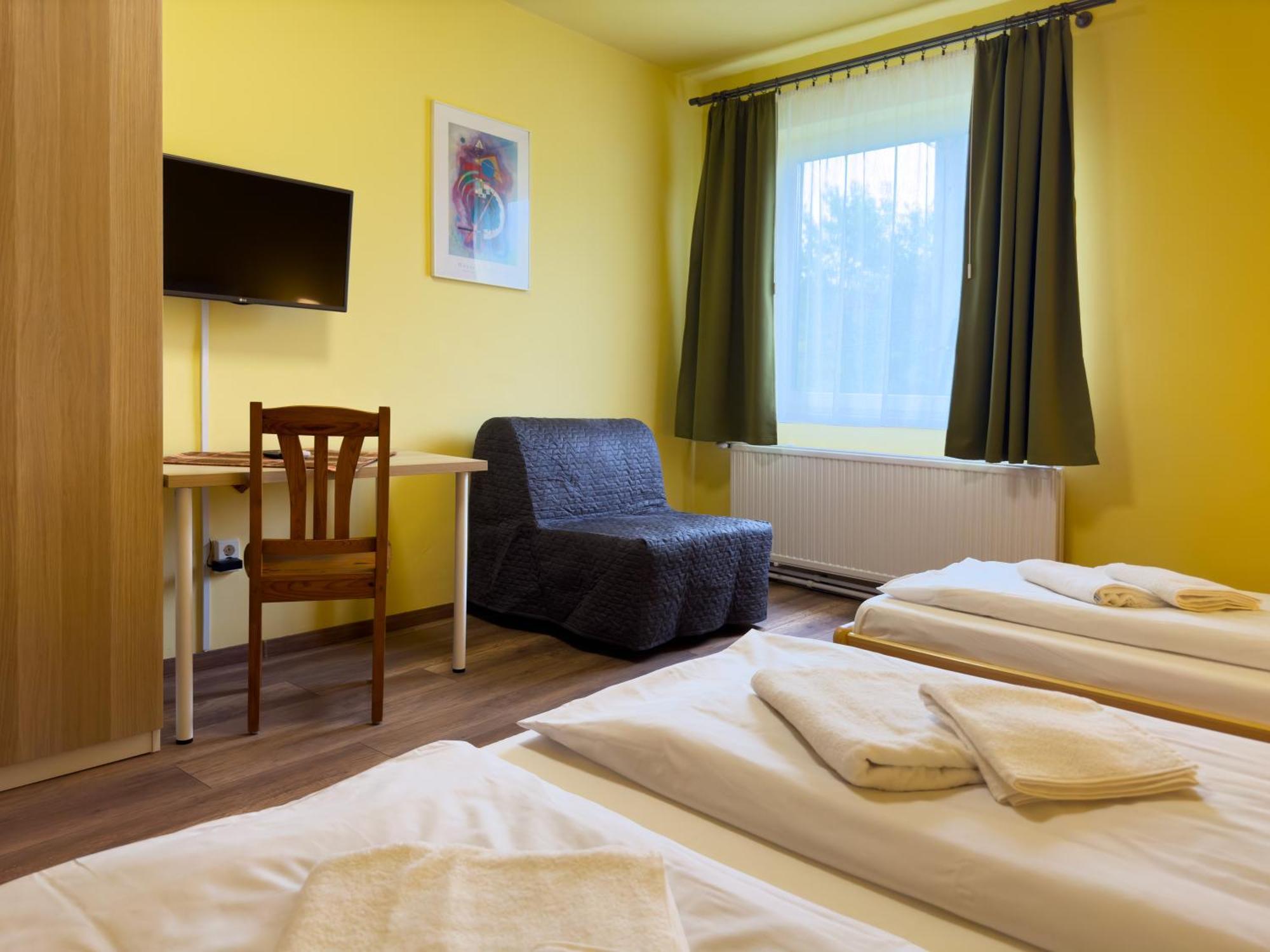 Hotel Irisz Panzio Budapest Esterno foto